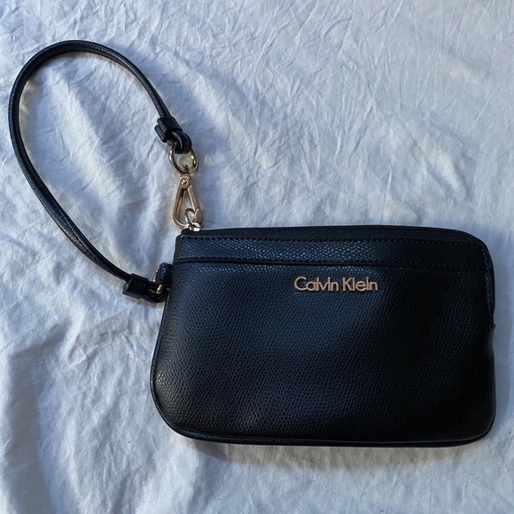 Calvin Klein Handbags - Calvin Klein Wallet